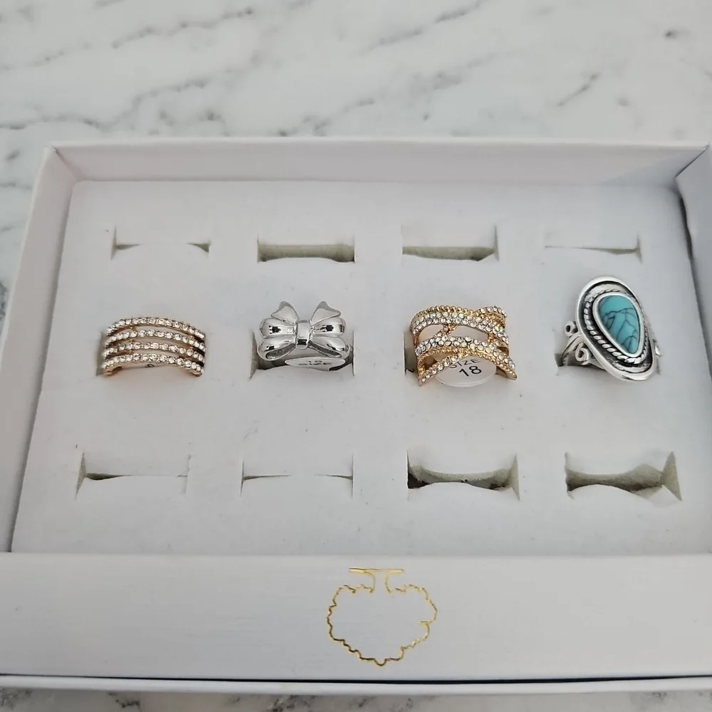 4 Pc Fashion Ring Set Gold Rinhestone Silver Bow Blue Southwestern Stone